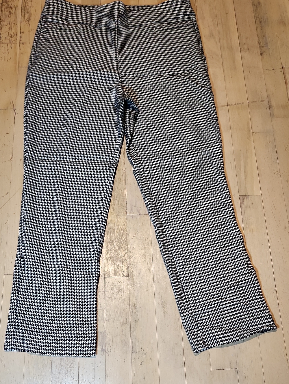 Kim Rogers Houndstooth Pull-On Pants